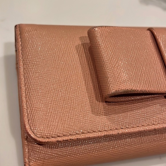 Prada light pink bow wallet!  Nice condition. Double button. Authentication Inc - Picture 6 of 16